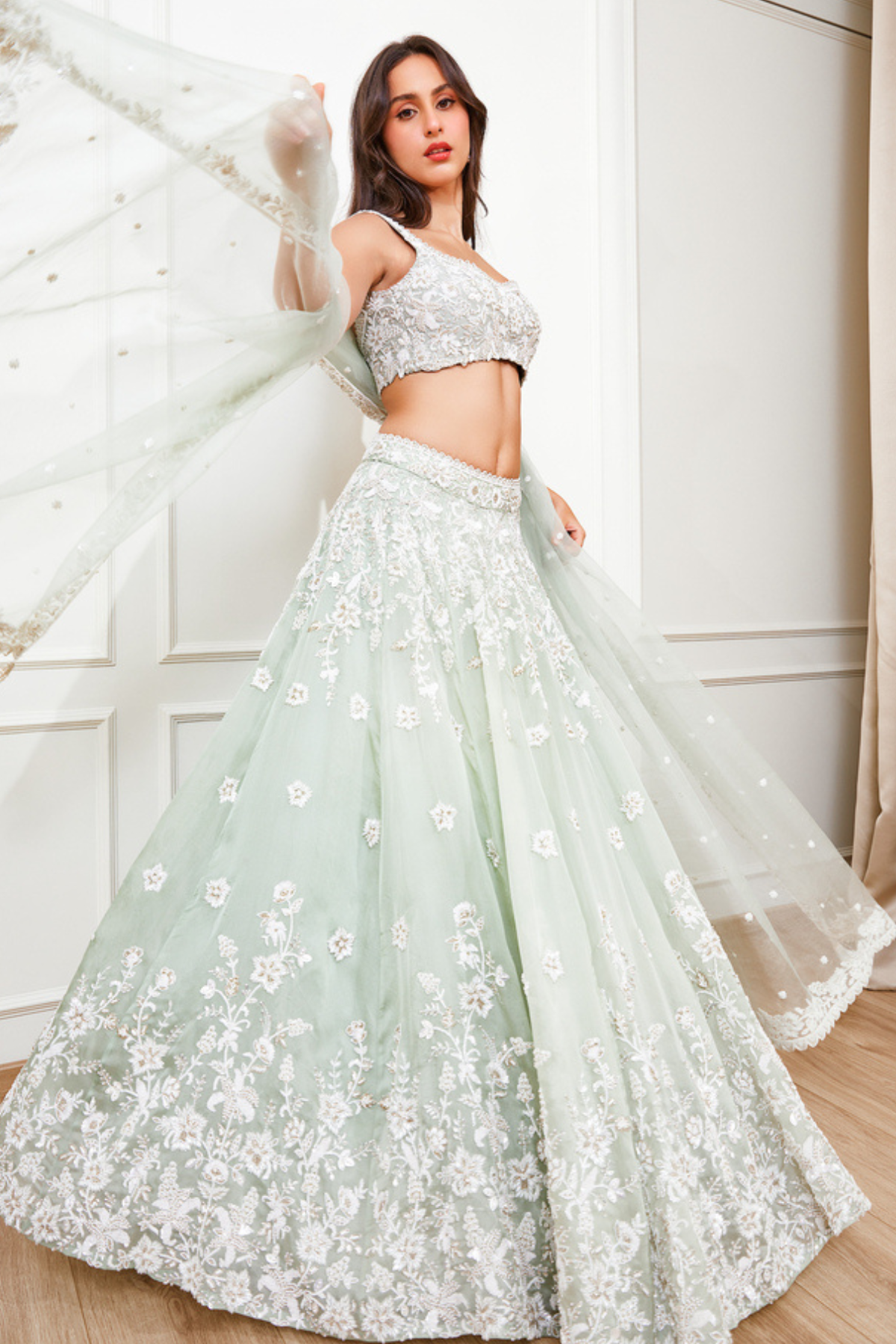 Wondrous Lehenga