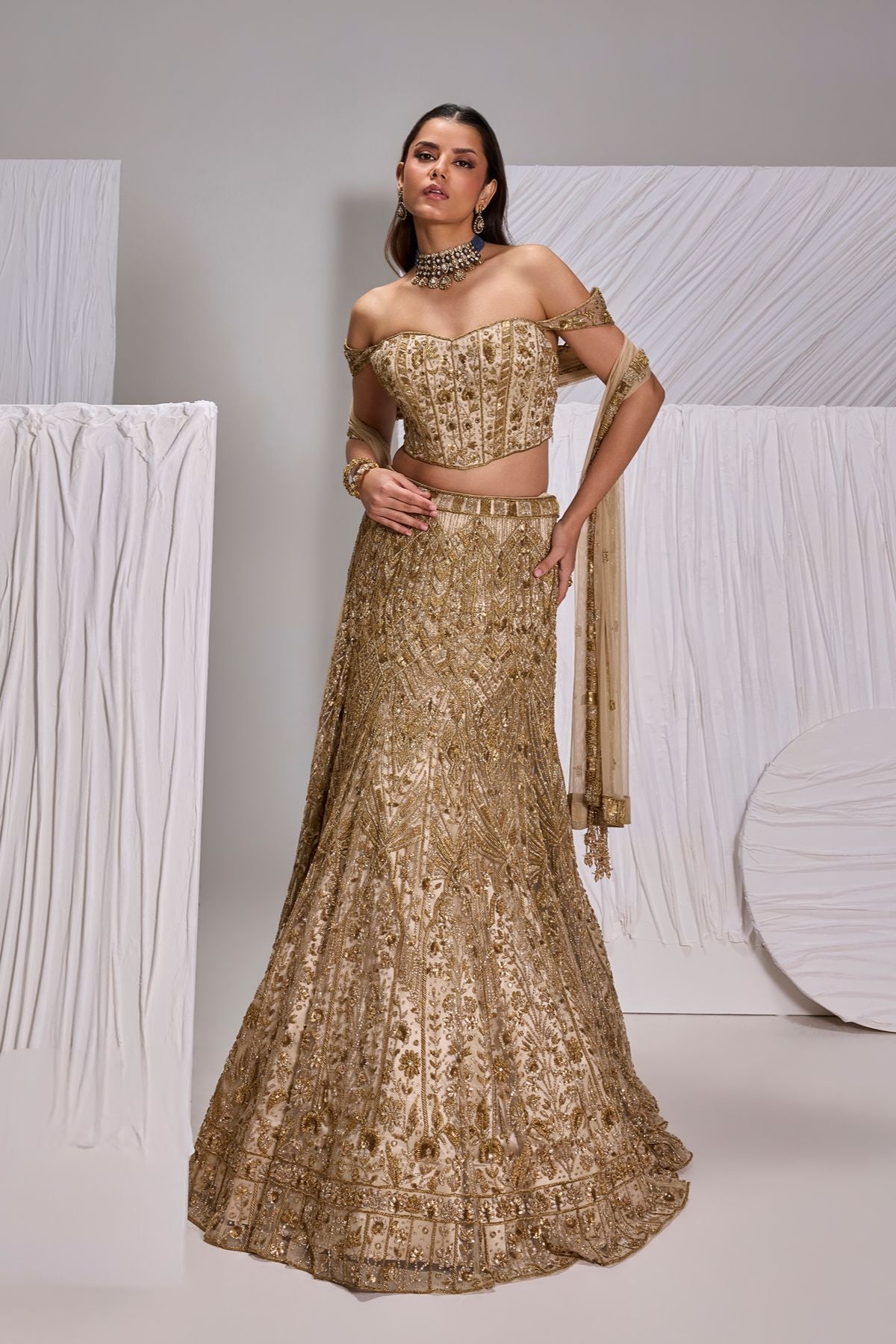Gilded Seraphina